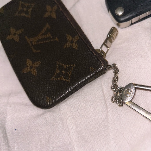Used LV Key Pouch - Picture 8 of 8